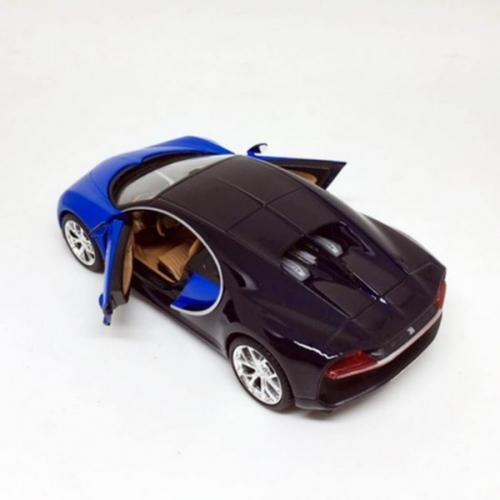 Miniatura Carro Bugatti Chiron Special Edition Azul/Preto 1:24 - Maisto